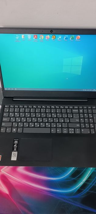 Ноутбук Lenovo в отличном состоянии