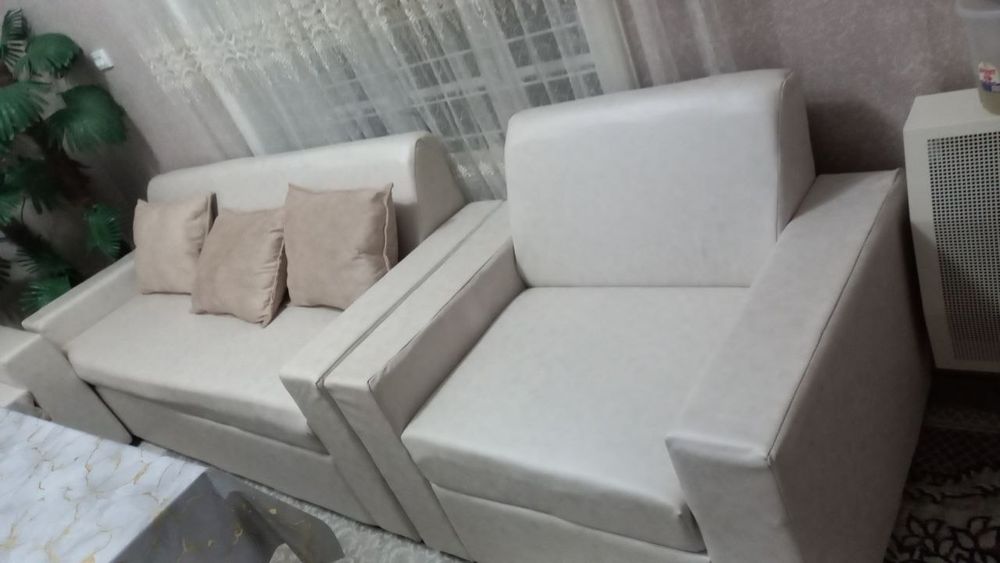 Yangi divan toʻplami