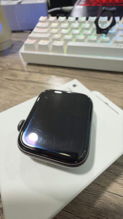 В продаже часы apple watch 5 series
