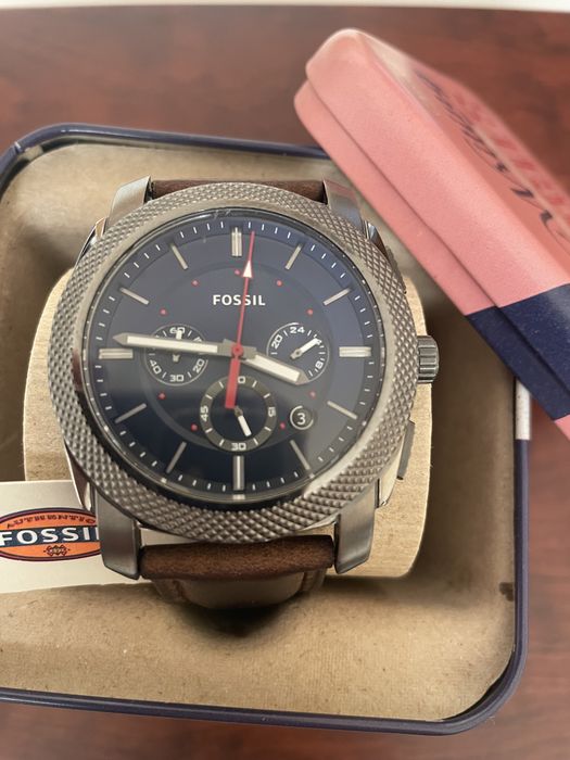 Часовник Fosil
