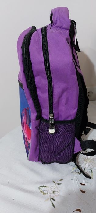 Продаю ранец новый  для школьника