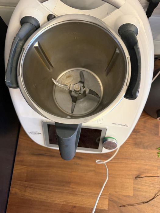 Vând Thermomix TM6 – stare impecabilă