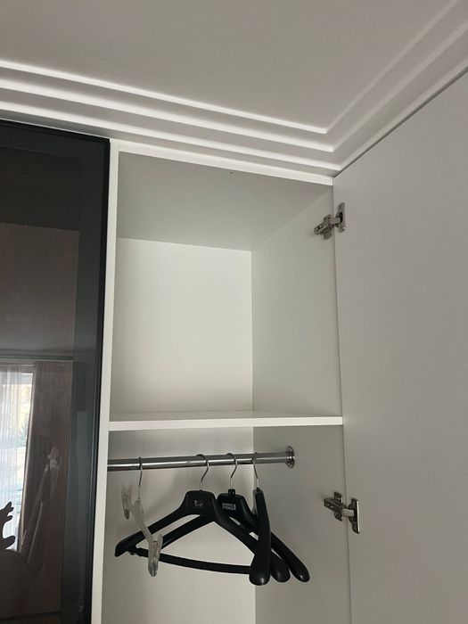 Продам  шкаф пенал