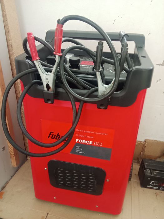 Зарядное устройство