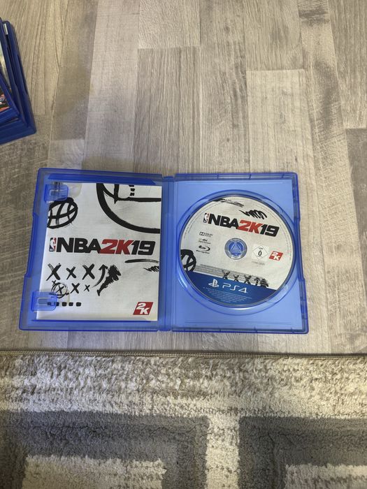 Vând jocuri ps4/ps5