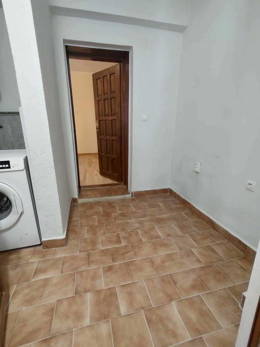 Продава се Тристаен апартамент в Добрич, Център - 80 кв.м за 1078 €/кв.м - Снимка #6