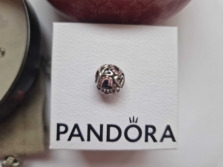 Pandora талисман за гривна и N1 сребърни обеци