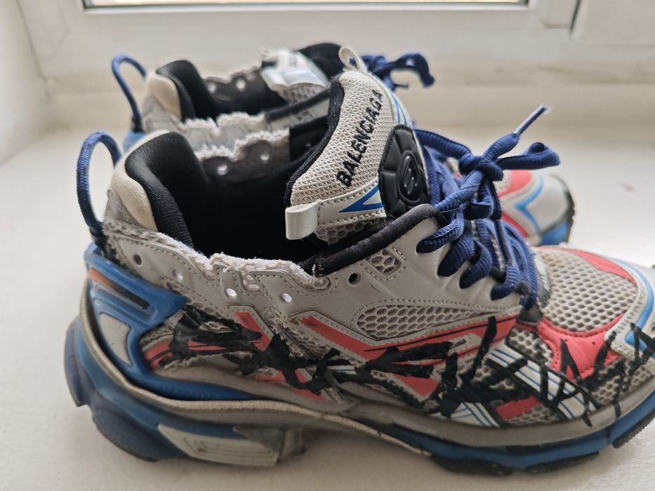 Balenciaga runner