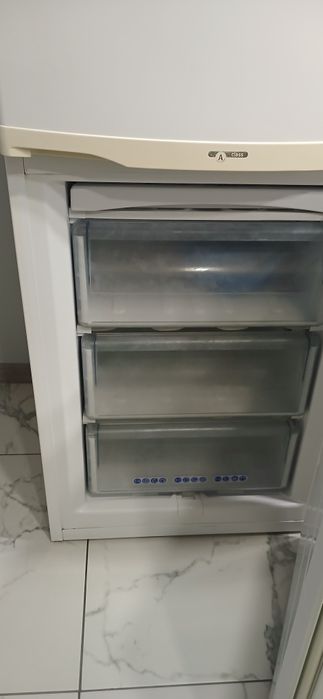 Хладилник Whirpool