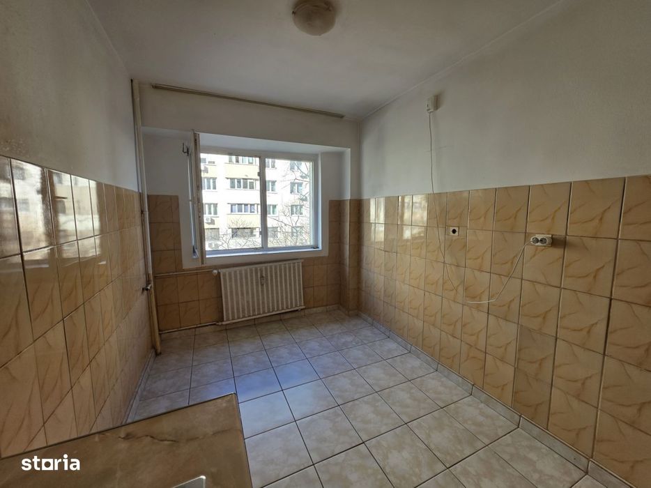 3 camere Bvd Chisinau | Bloc 1986  | anvelopat