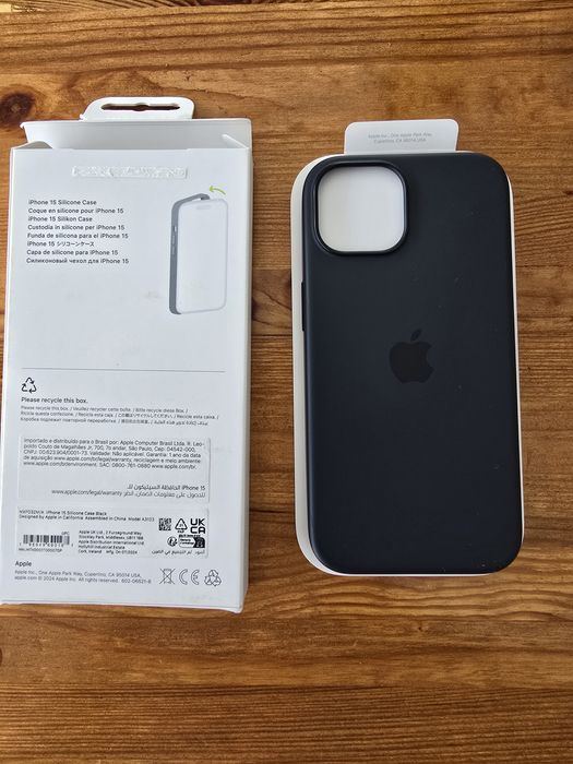 Husa originala Iphone 15 cu magsafe NOU