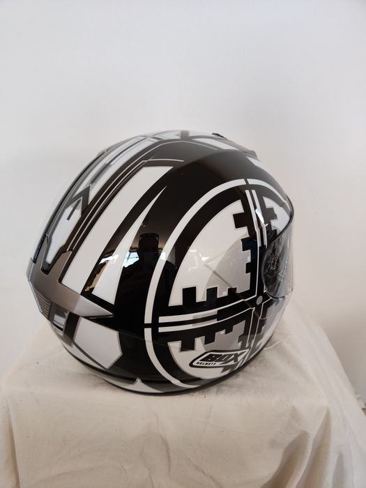 Каска за мотор BOX размер M