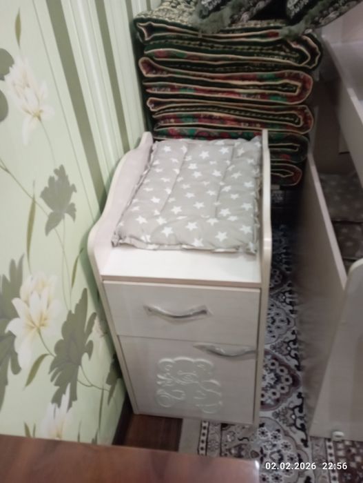 Люлька, крават, тумба