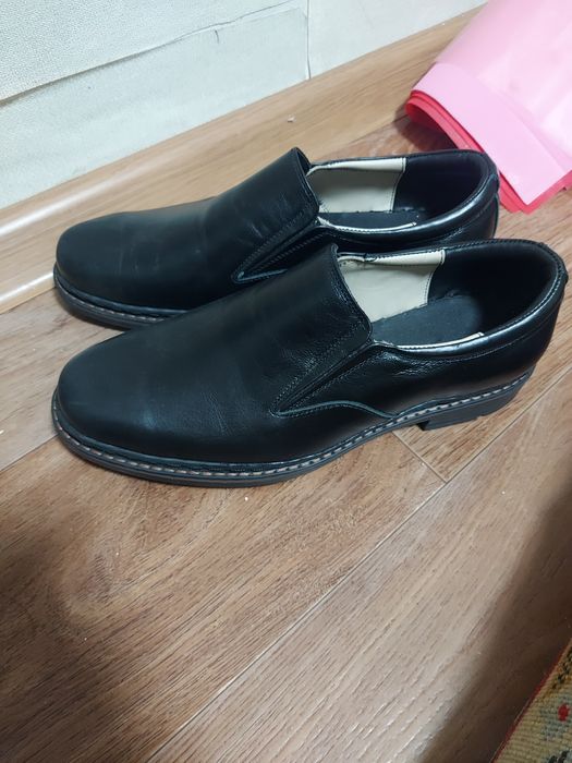 Продам  кожаные туфли