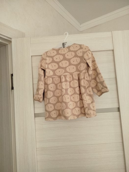 Детское бежевое платье.