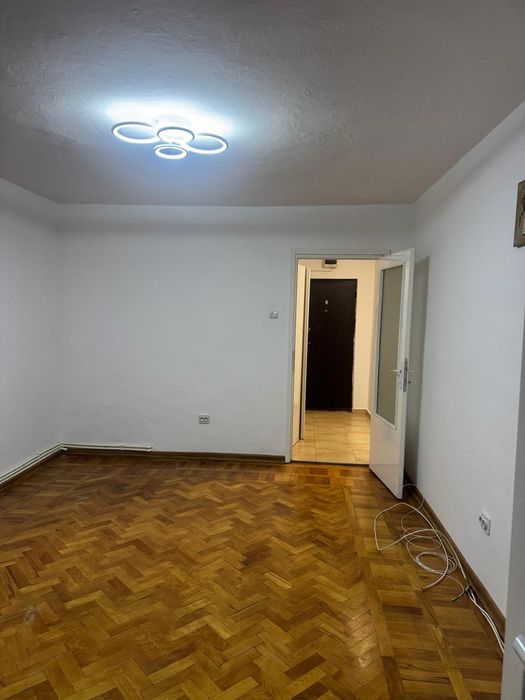 Apartament 2 camere de închiriat