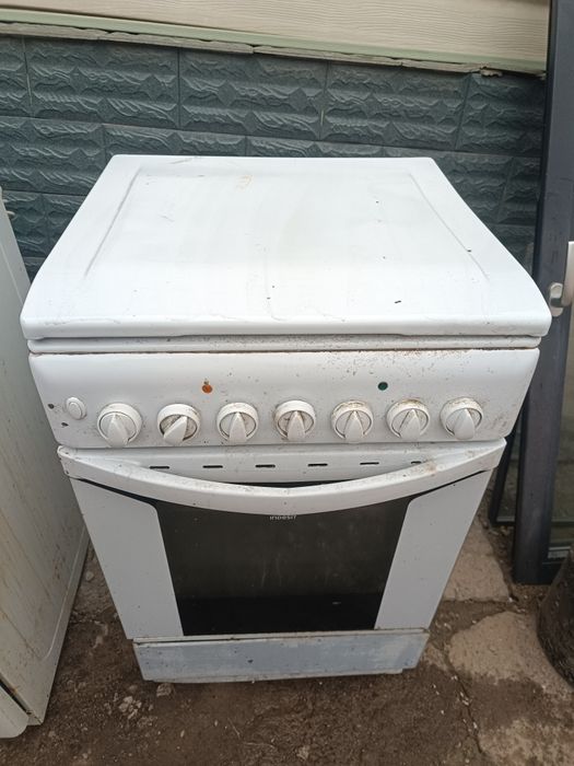 Газовая плита Bosh, Indesit