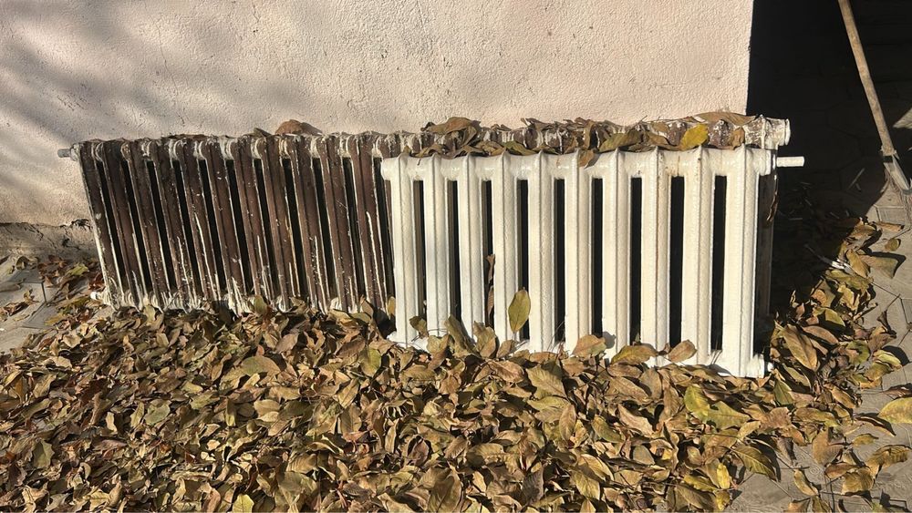 Продам чугуные батареи