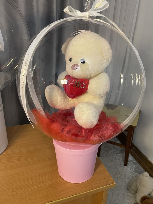 Мишка в шарике подарки