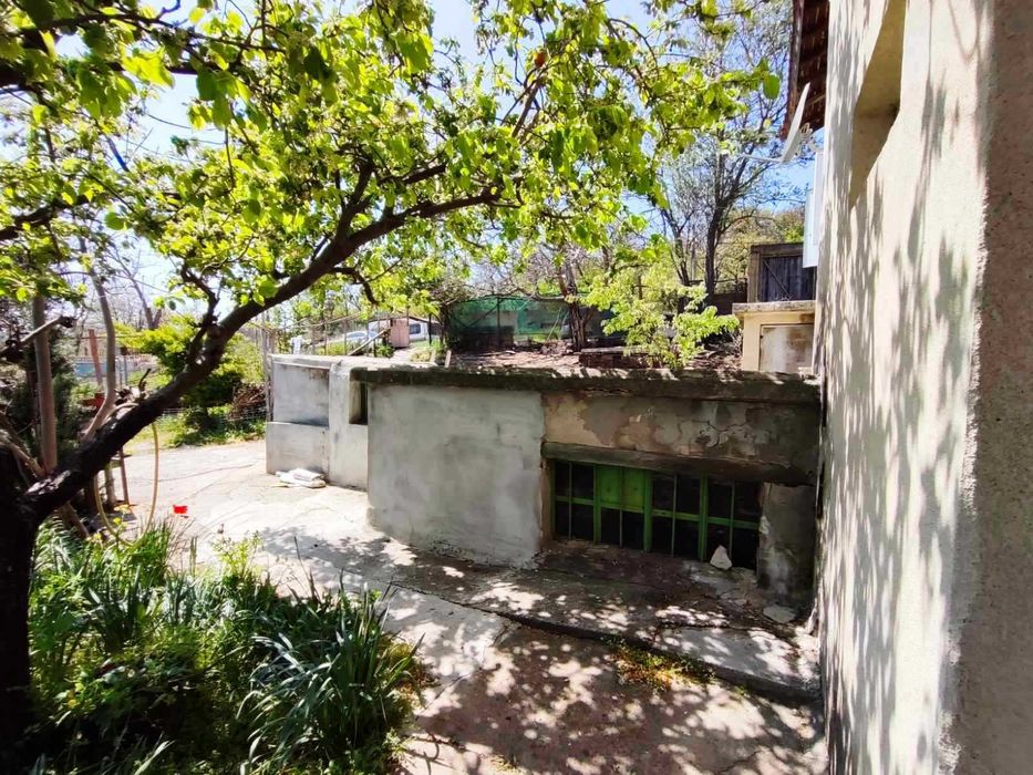 Продава се Къща в Варна, Владислав Варненчик - 216 кв.м за 579 €/кв.м - Снимка #4