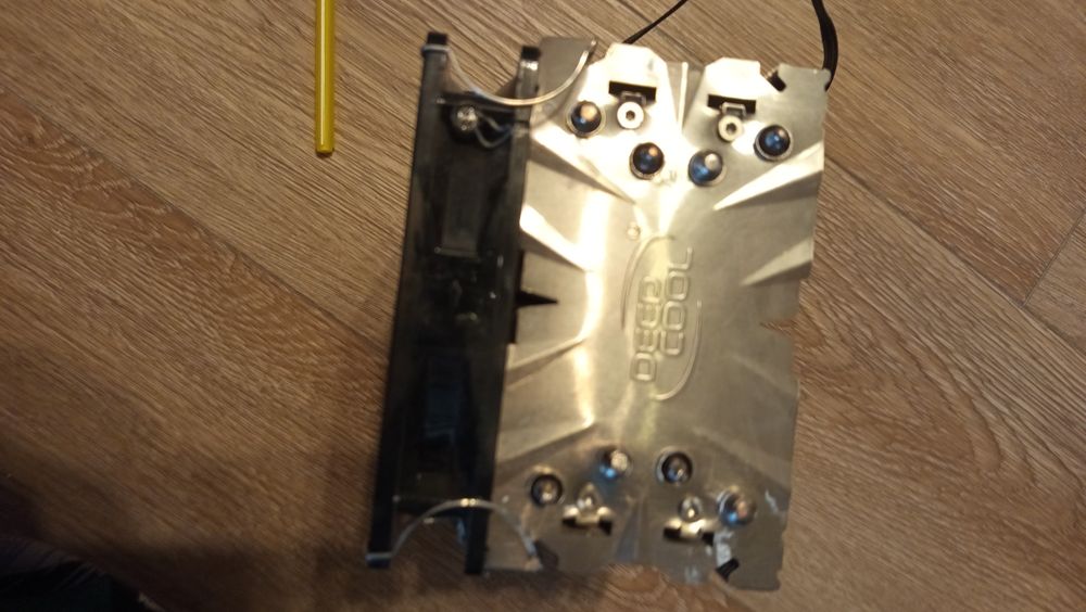 Кулер для процессора    deepcool