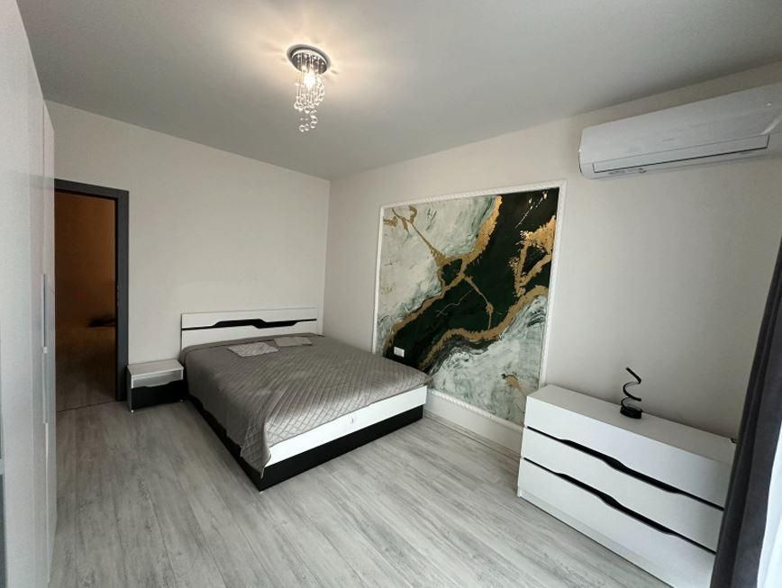 Дава се под наем Тристаен апартамент в Варна, Бриз - 135 кв.м за 1166.88 € - Снимка #4