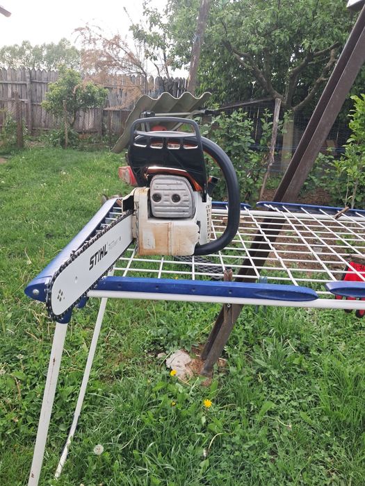 Vând Stihl MS 231