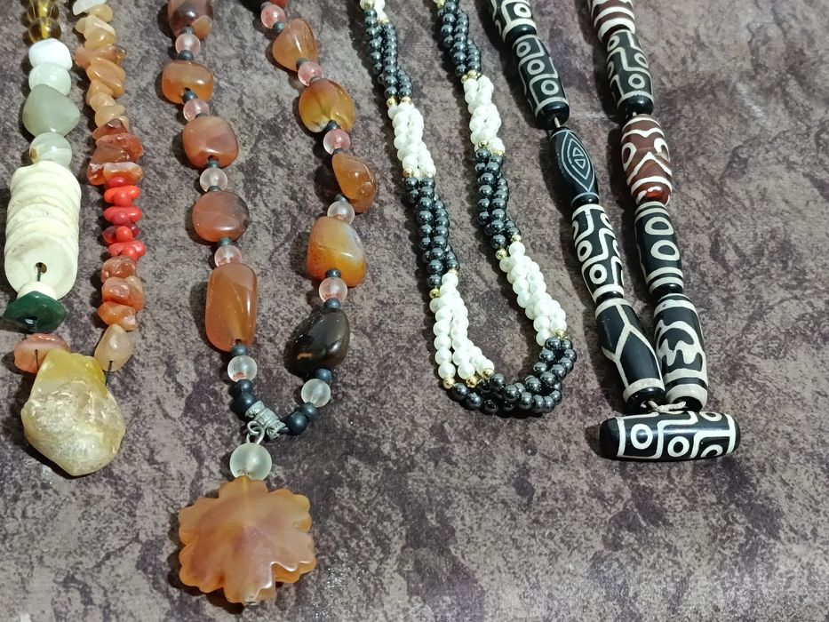 Taqinchoqlar antikvar hammasi optom sotiladi