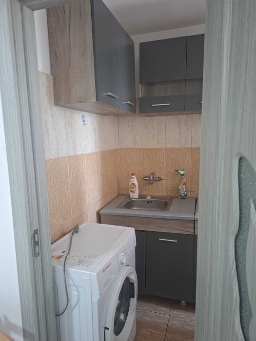 Garsoniera de inchiriat