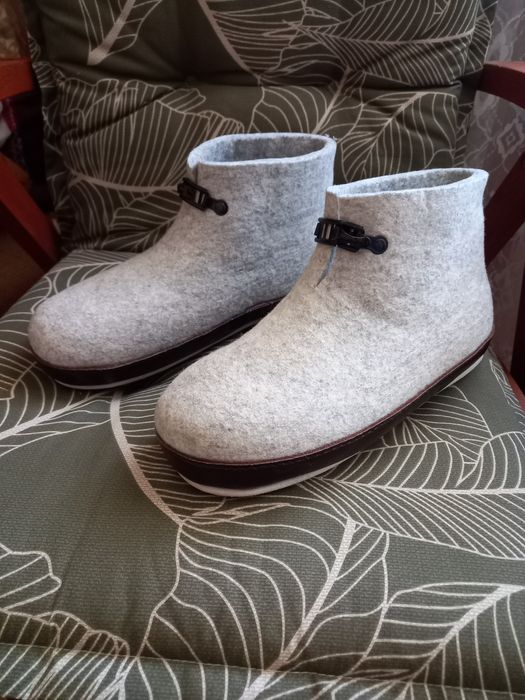 Пантофи от чиста мерино вълна на норвежката марка Tova Haus