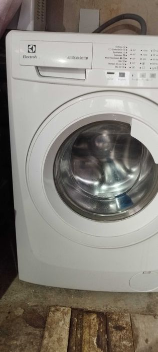 Пералня Electrolux EWF1274BW