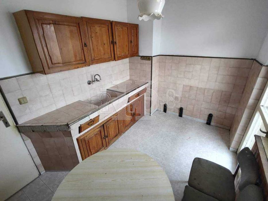 Продава се Двустаен апартамент в Добрич, Автогара - 68 кв.м за 525 €/кв.м - Снимка #7