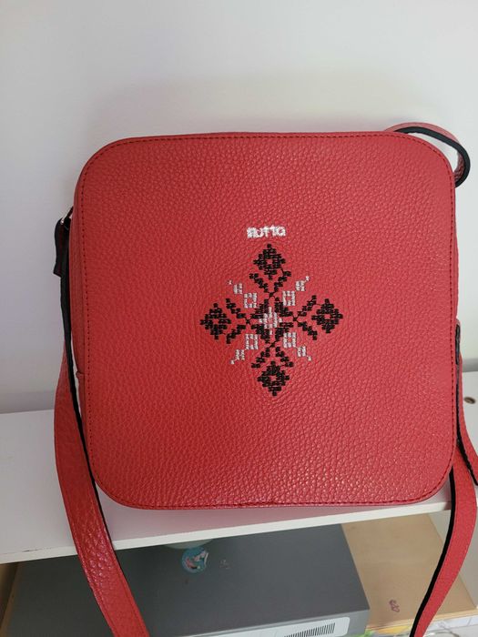 MAGPIE – geanta din piele brodata, rosie, Iutta