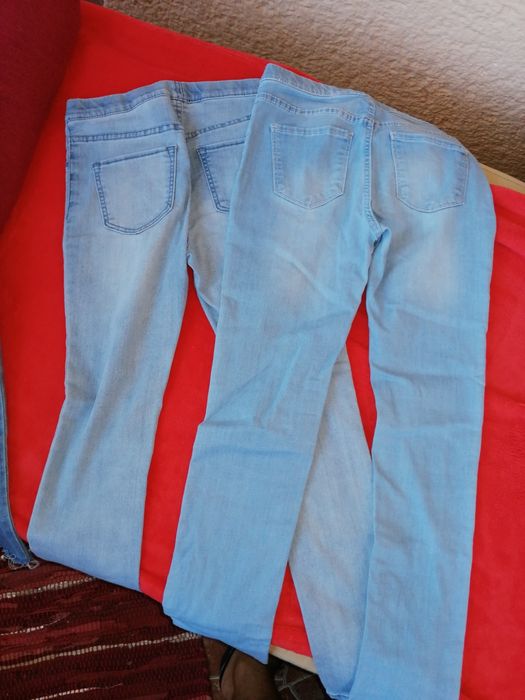 Vând pantalon blujeans fete 9-10 ani