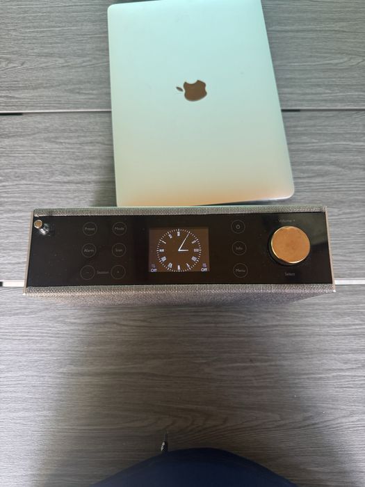 Radio/boxa Portable Georg Jensen cu touch