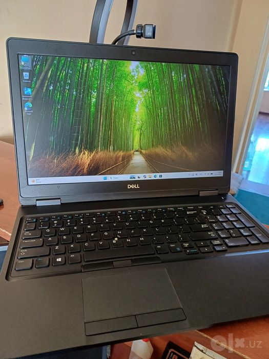 Dell Latitude 5590 Core i5-8th / 8GB / NVMe M.2 256GB Ideal holatda