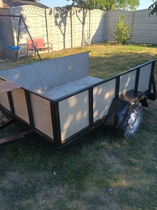 Motocultor 16 CP cu remorcă