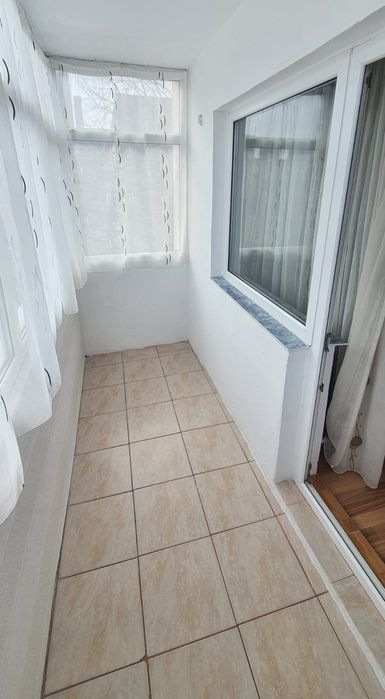 Proprietar Închiriez apartament 2 camere  Termen lung