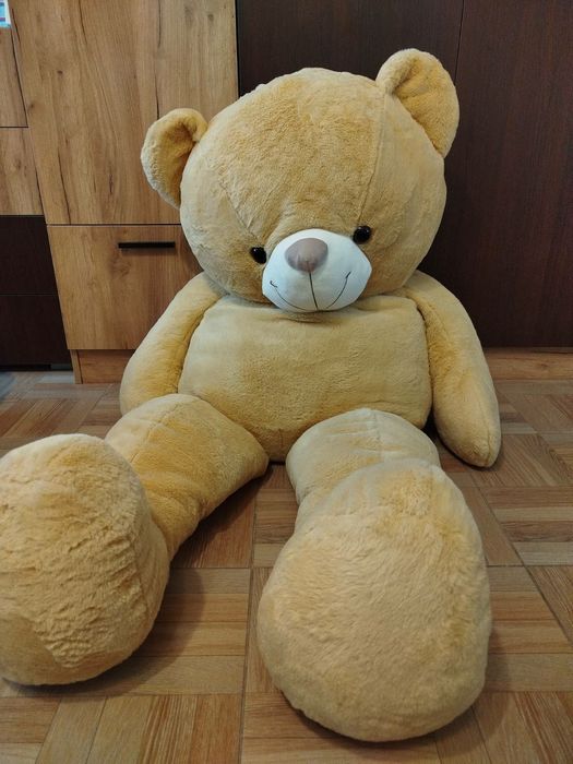 Голям плюшен мечок 140см