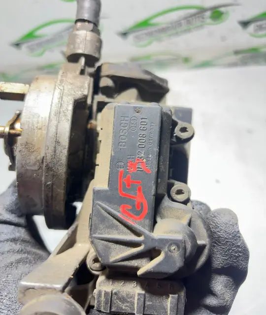 Carburator Volkswagen VW Golf 1996 1.6 MT (75 hp)