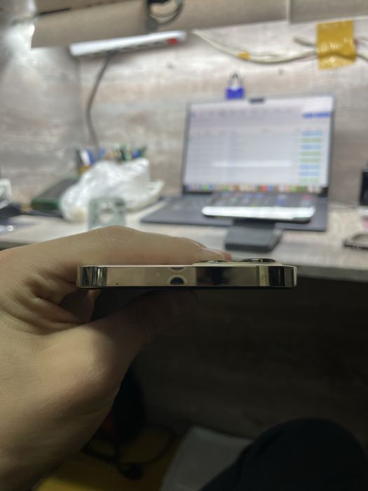 Продам Айфон 12 Про мах срочно!