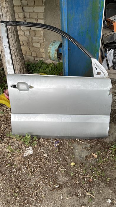 Дверь правая передняя Прадо 120