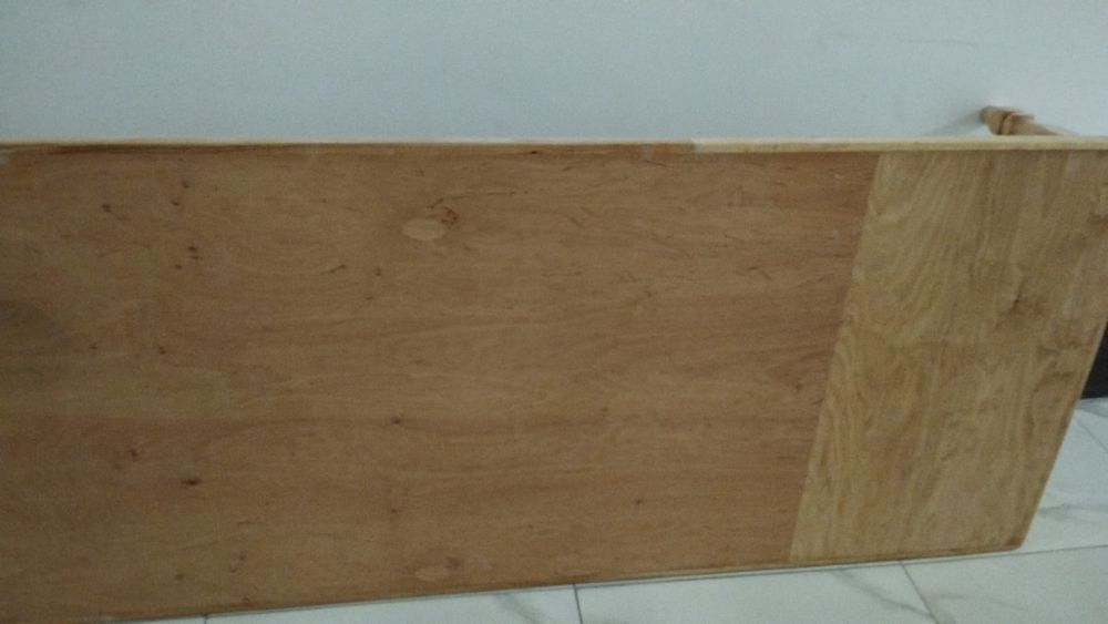 Стол отличный состояние