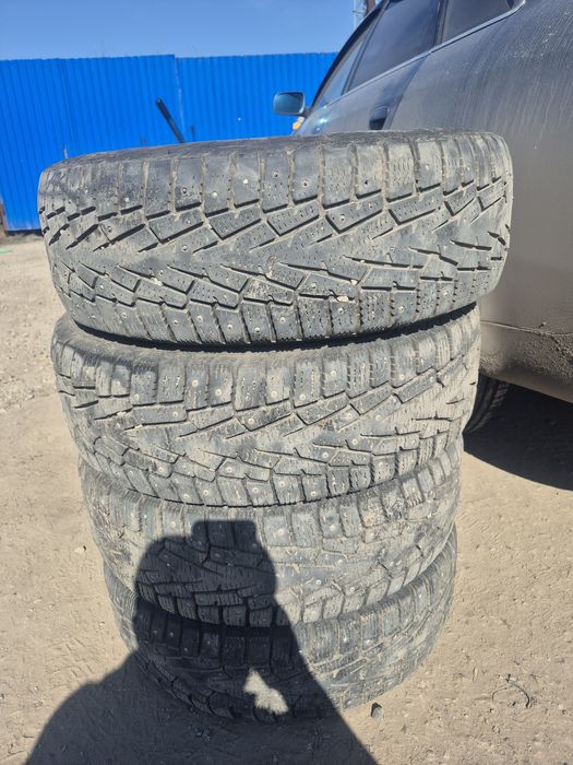 Продам шины на 15