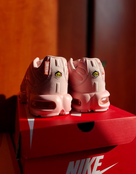 Nike Air Max Plus TN Roz (37,5;38)