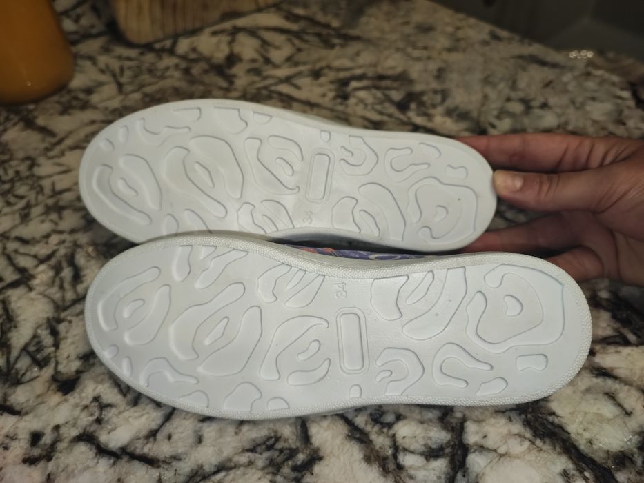 еспадрили за момиче 34 и 35 номер