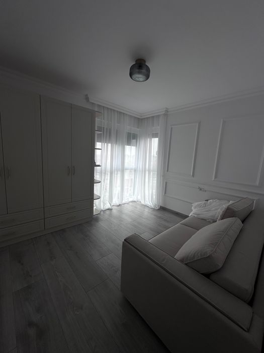 PROPRIETAR – VÂND APARTAMENT 3 CAMERE | Adora Park Arad | Loc de parcare inclus
