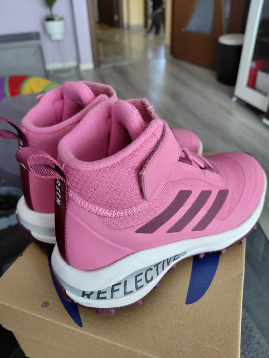 Детски боти адидас