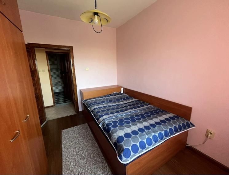 Дава се под наем Двустаен апартамент в Пловдив, Кючук Париж - 65 кв.м за 300 € - Снимка #2