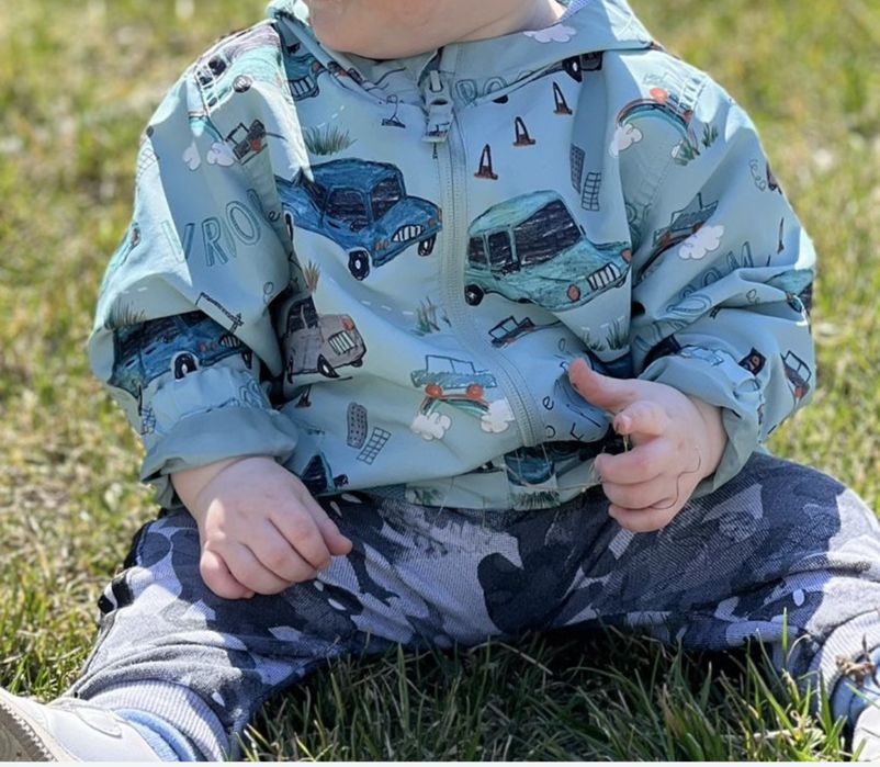 Продам ветровку Next